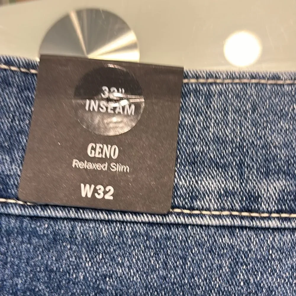 True Religion NWT jeans 32 GENO an flap slim dark blue wash faded very stretchy